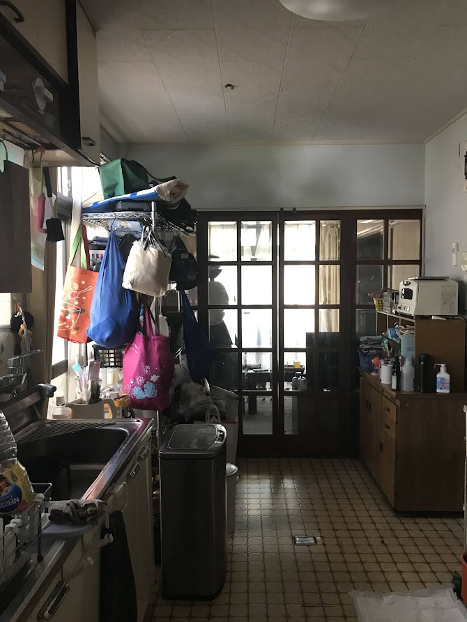 古い内装