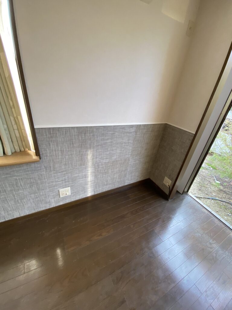 ペット仕様の腰壁